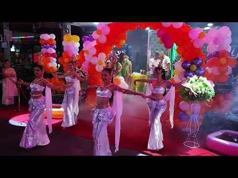 Loy Krathong performance at LK metro gogo